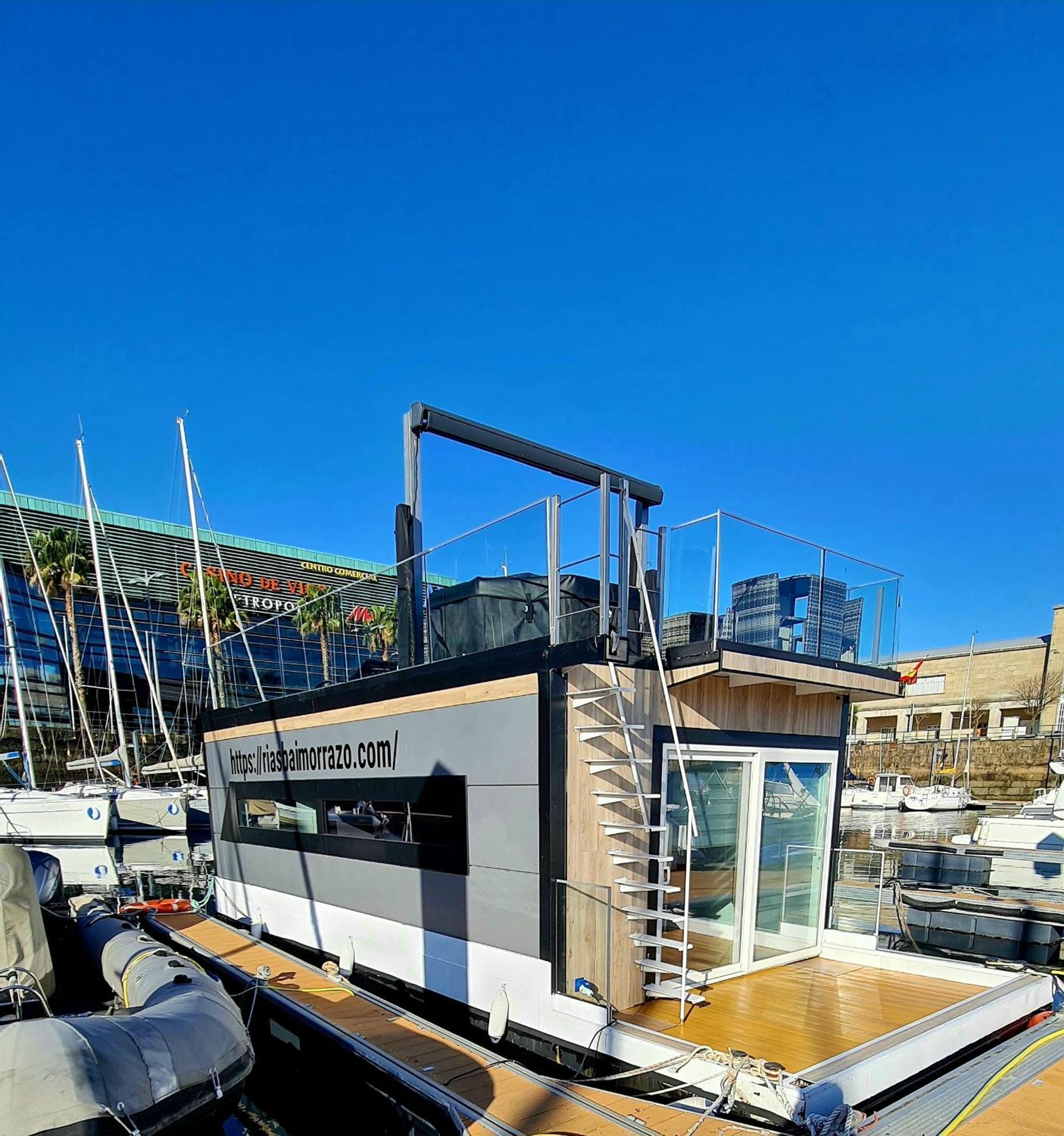 Barco-apartamento En El Nautico De Vigo