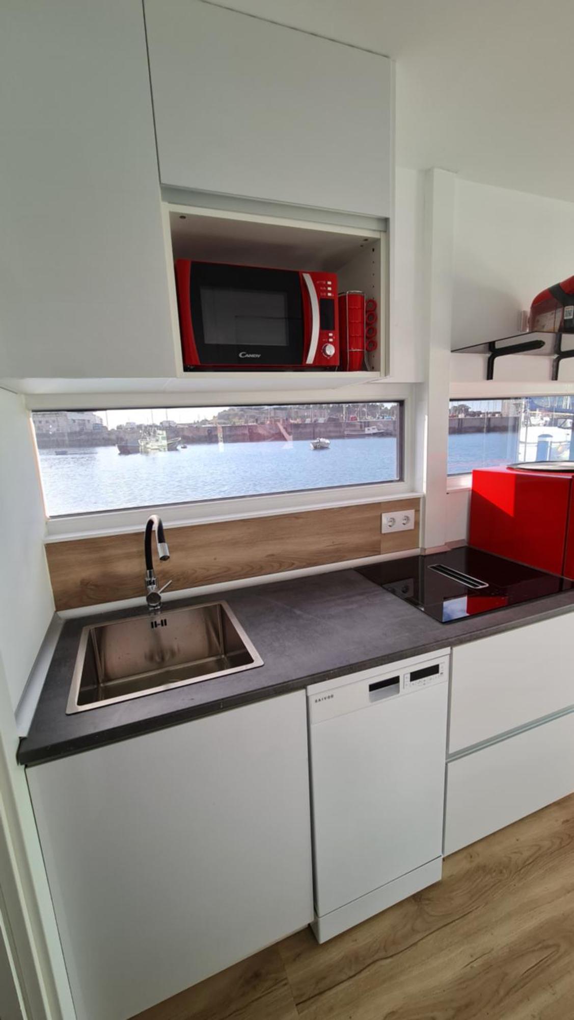 Barco-apartamento En El Nautico De Comarca de Vigo