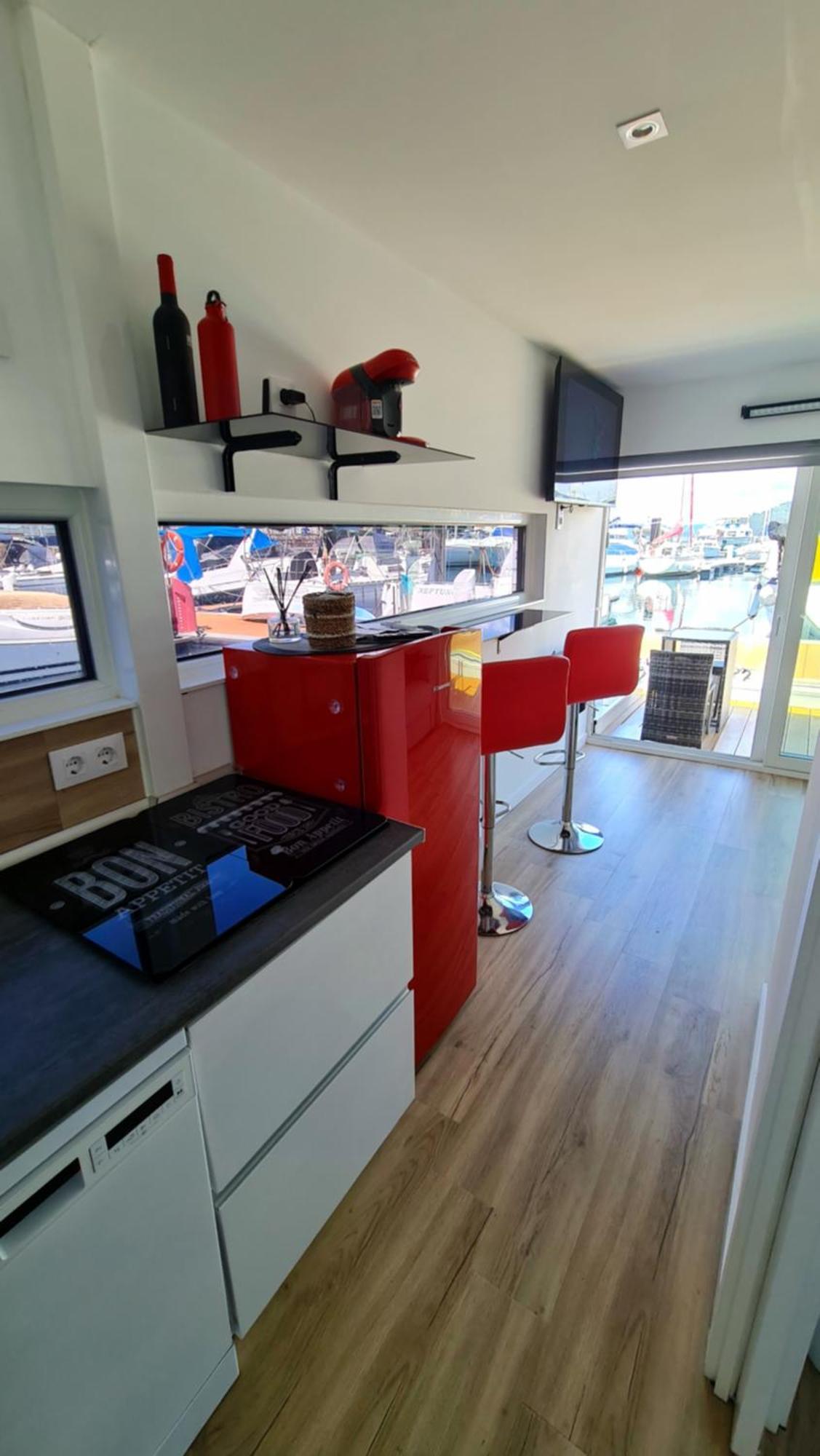 Barco-apartamento En El Nautico De Botel Comarca de Vigo